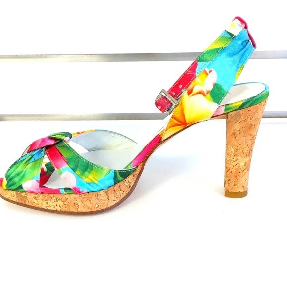Beverly Feldman Shoes - Picture 3 of 6